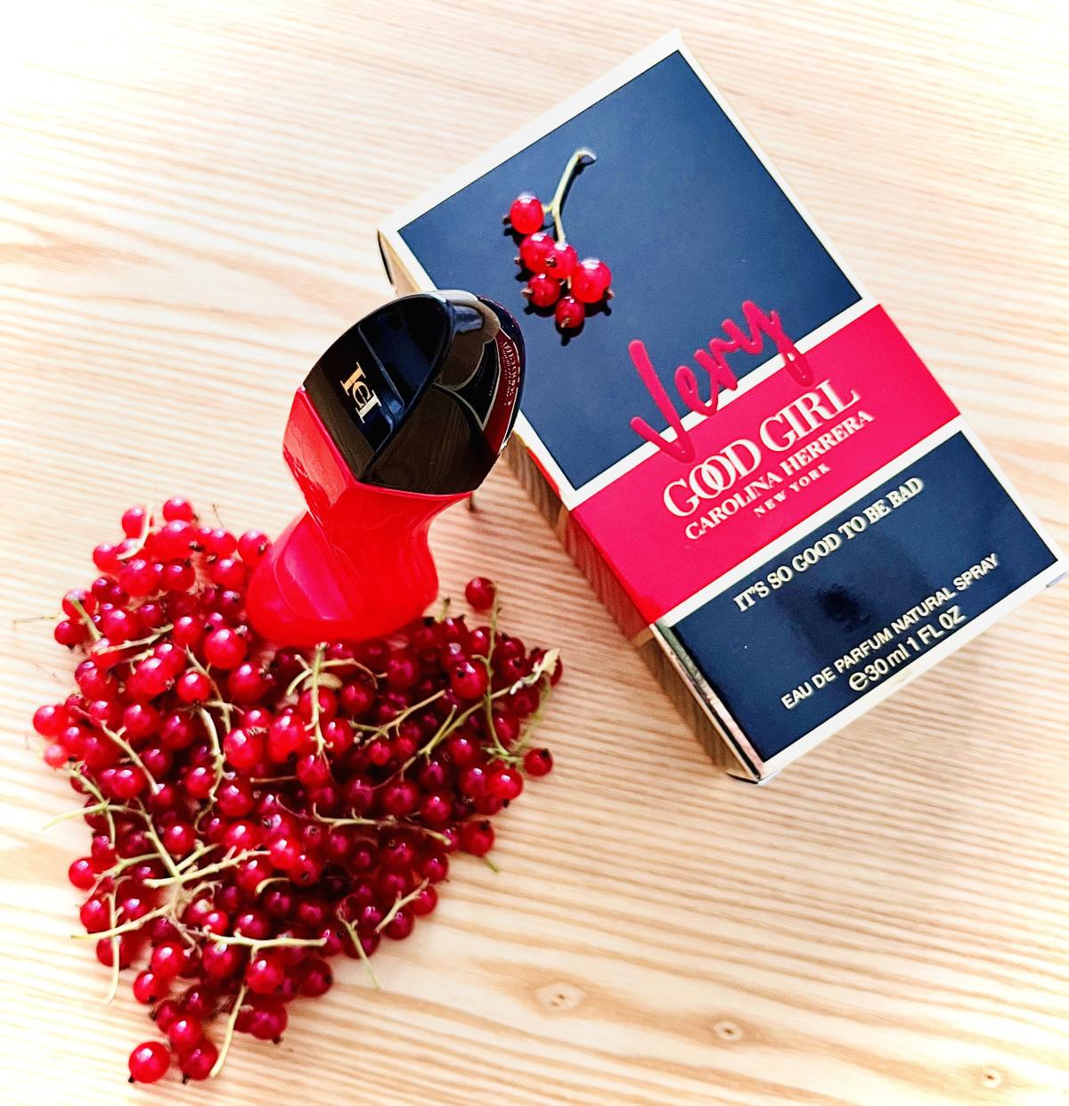 عطر كارولينا هيريرا فيري جود ج - مراجعة Wedding Led وسعره
